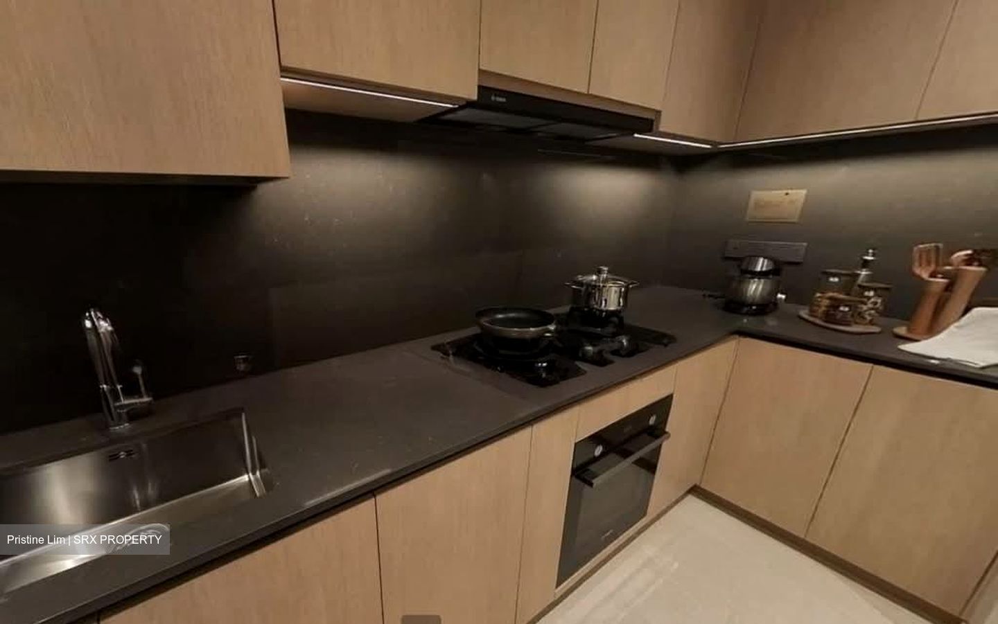 Lentoria (D26), Condominium #566072131